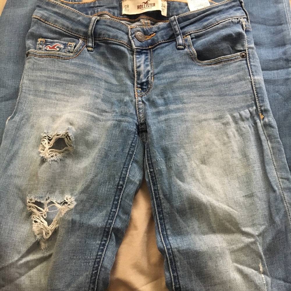 Hollister Ripped Skinny Jeans